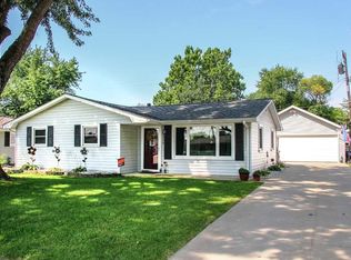 2320 12th St, Silvis, IL