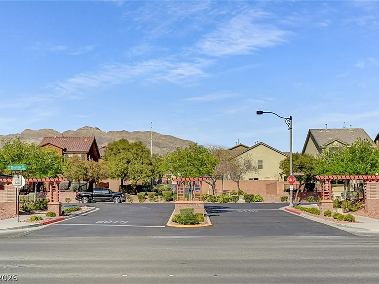 10731 Myrtle Grove Ave — Photo 4