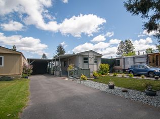 1950 Demaray Dr SPACE 13, Grants Pass, OR 97527