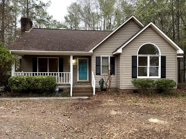 125 Falcon Crest Rd, Lugoff, SC 29078