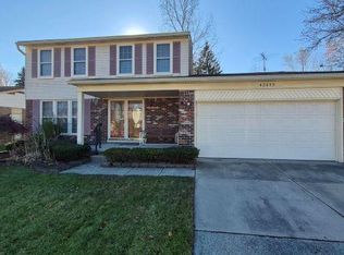 42455 Bishop Rd, Canton, MI 48188