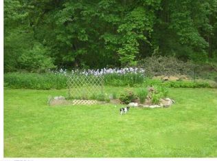 750 Long Hill Rd, Guilford, CT 06437