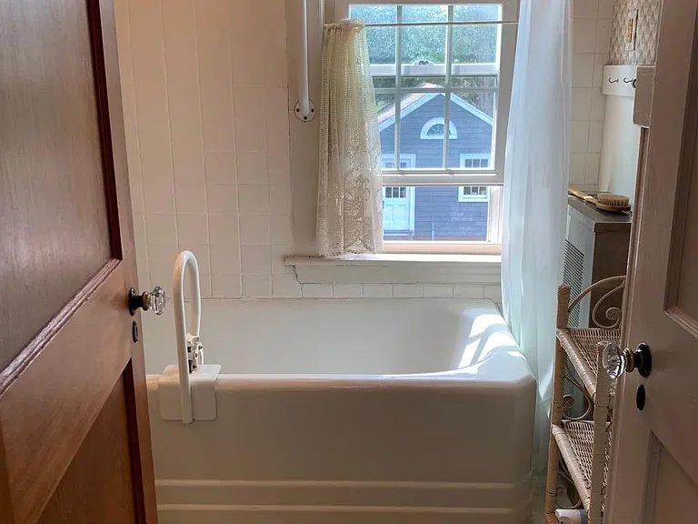 50 Elder Brewster Rd — Photo 18