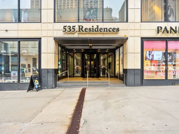535 N Michigan Ave APT 2205, Chicago, IL 60611