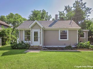 127 Washington St, Ingleside, IL 60041