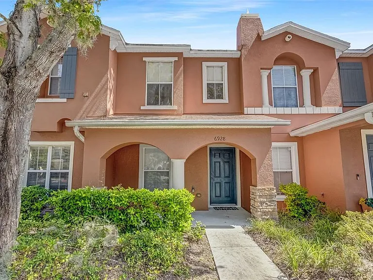 6928 Hawthorne Trace Ln — Photo 8