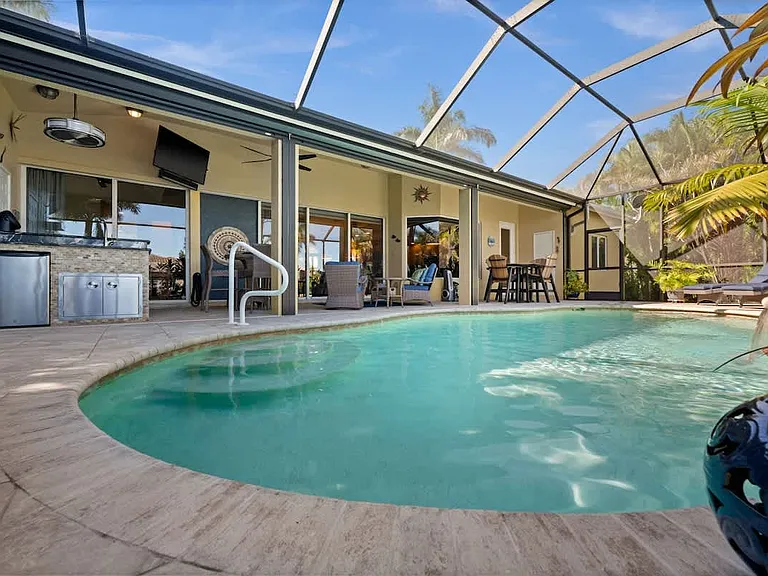 3009 Beach Pkwy W — Photo 11