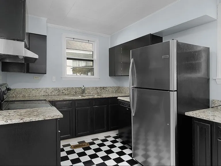 423 Money Tree Ln — Photo 12