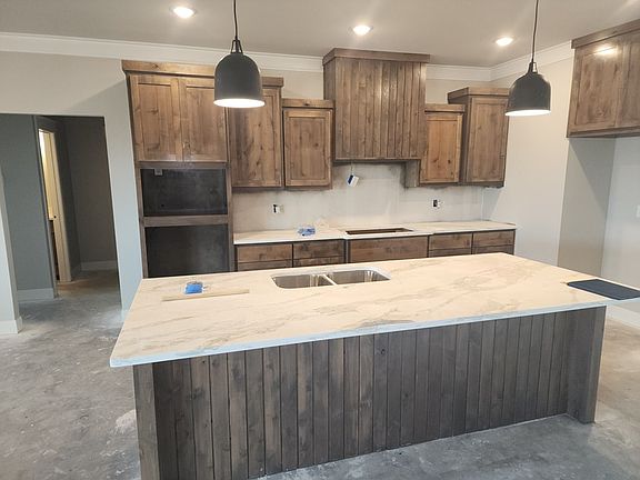 2nd image of 8407 Lance Rd