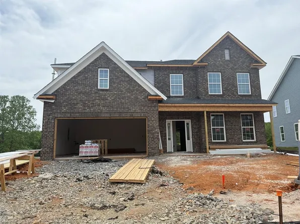 4574 Hanes Lake Dr, Winston Salem, NC 27106