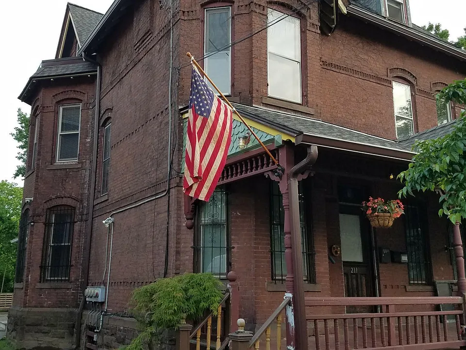 colonial home