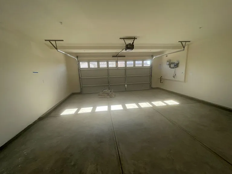 30906 Challenger Ct — Photo 16