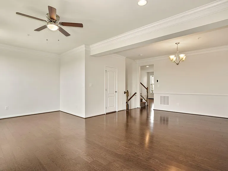 43176 Witham Sq — Photo 7