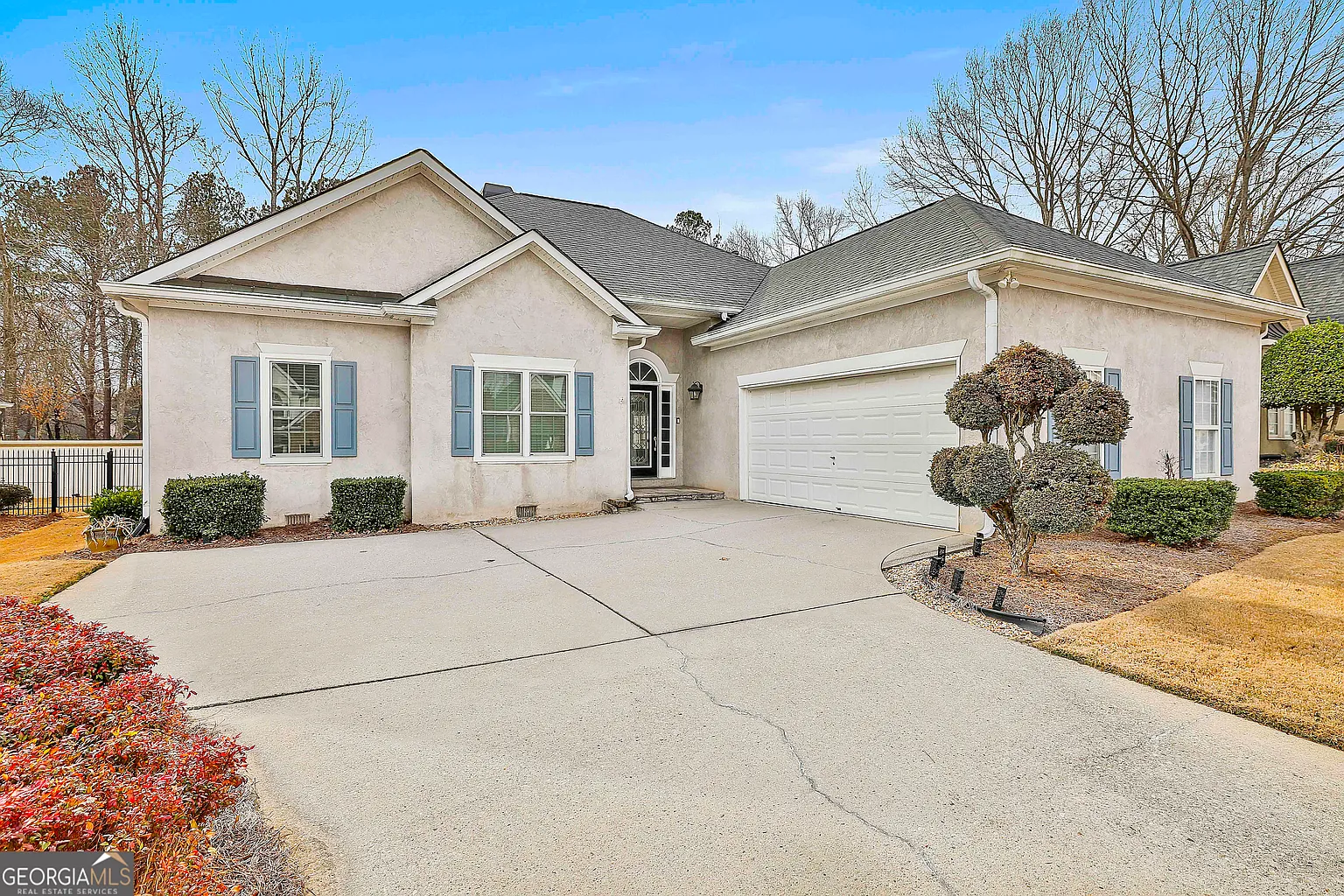 207 Prestwick Way N photo 1
