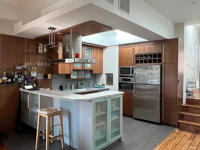 1029 Saint Paul St #D — Photo 8