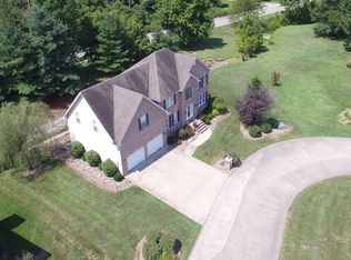 151 Island Way, Winfield, WV 25213