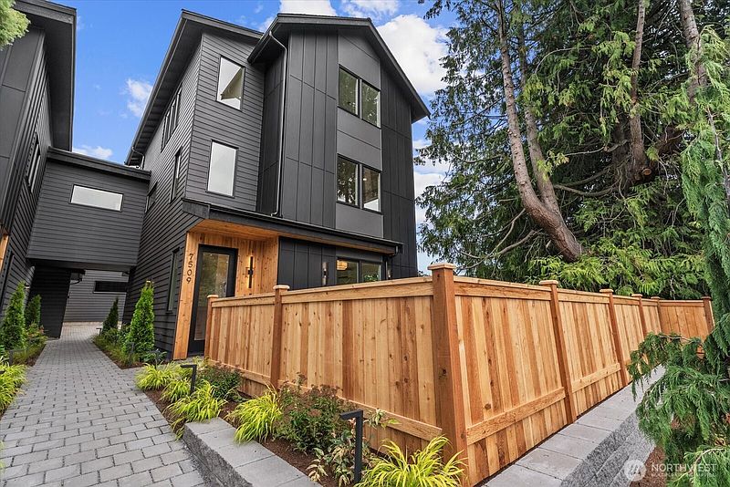 2nd image of 7509 12th Avenue SW