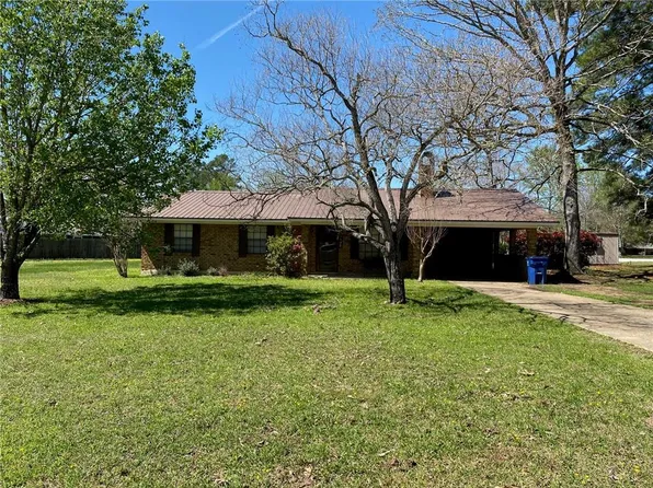 1132 Woodlawn Dr, Olla, LA 71465