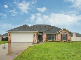 211 Quartz Dr, Rincon, GA 31326