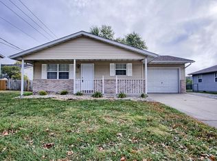 415 Riggin Rd, Troy, IL 62294