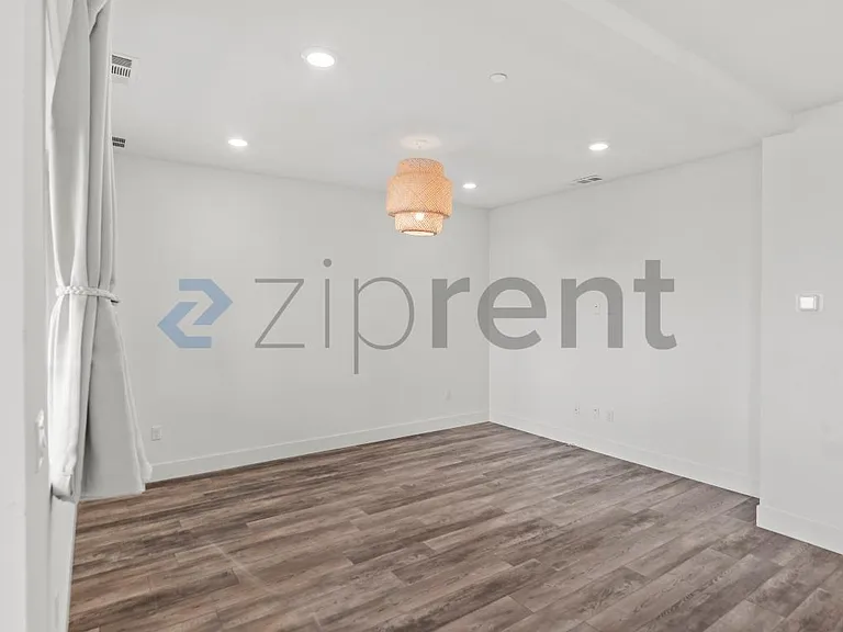 9532 Seawind Way — Photo 7