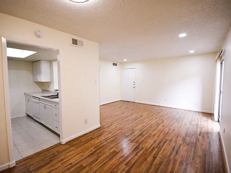 12816 Midway Rd #1067 — Photo 5