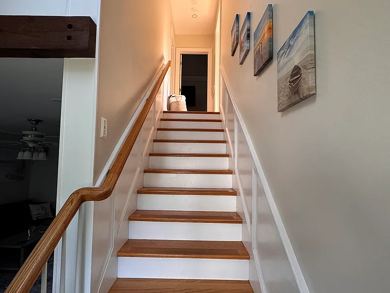 183 Babcock St — Photo 8