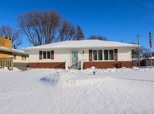 625 15th St, Nevada, IA 50201