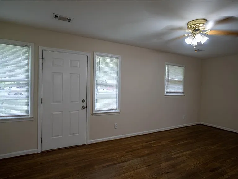 6593 Dunwoody Trl #NA — Photo 8