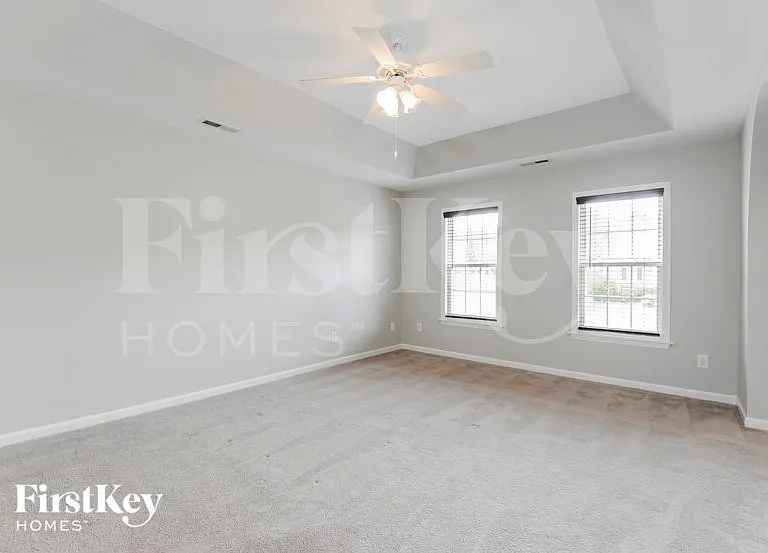 6698 Knob Hill Ct — Photo 8