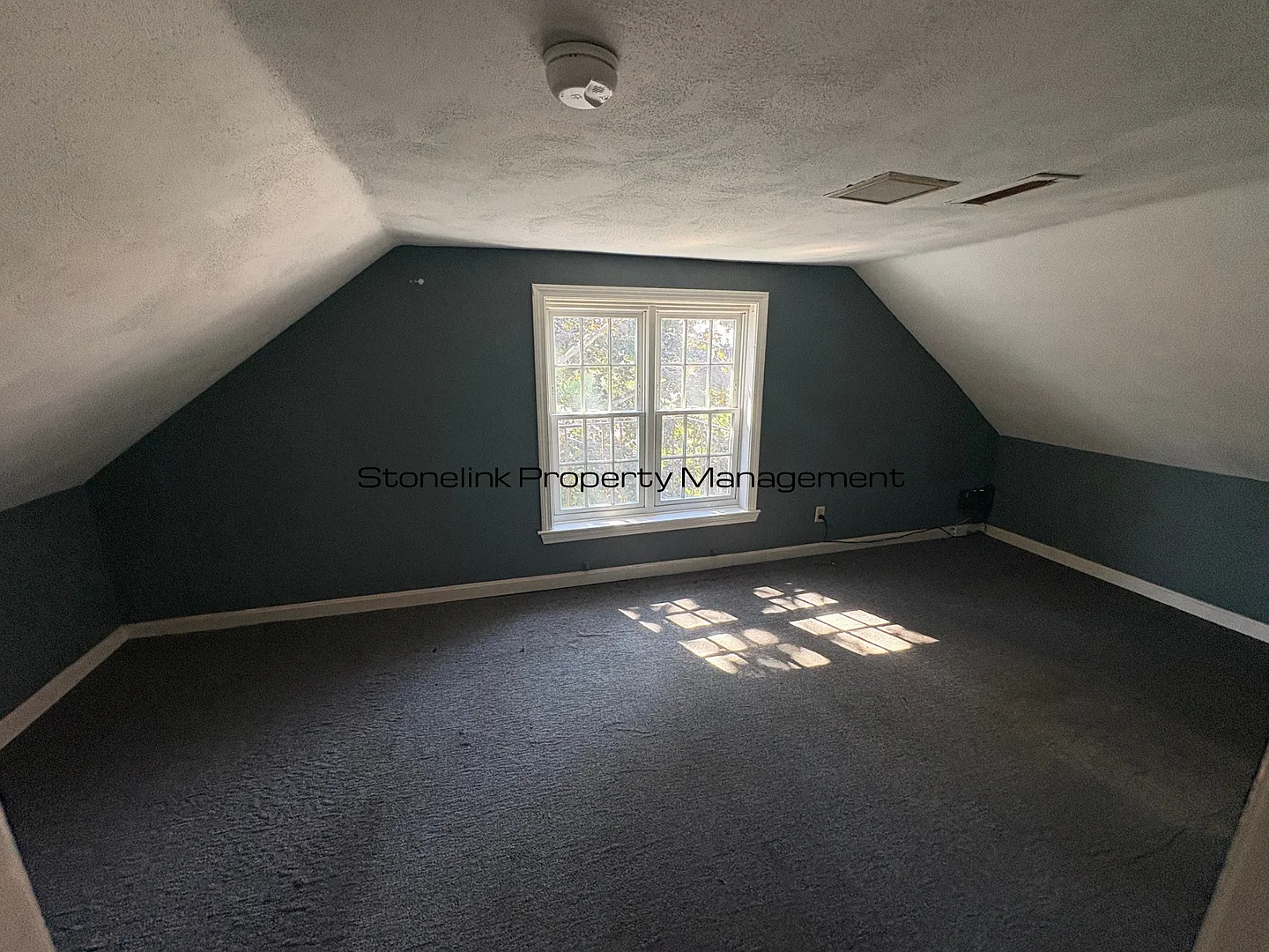 31 Queen Street — Photo 3
