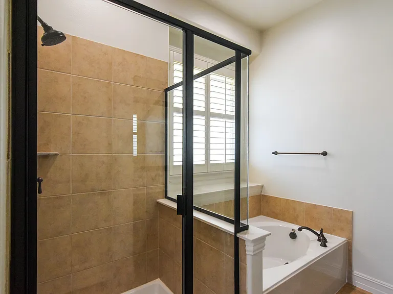 12481 Hollister Dr — Photo 15