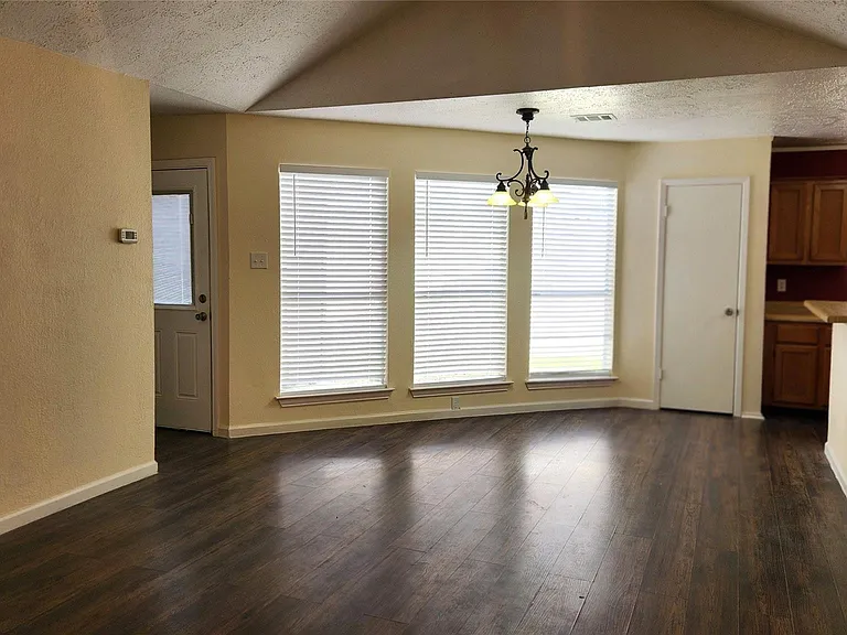 19907 Stoney Haven Dr — Photo 3