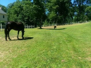 92 Old Princeton Rd, Hubbardston, MA 01452