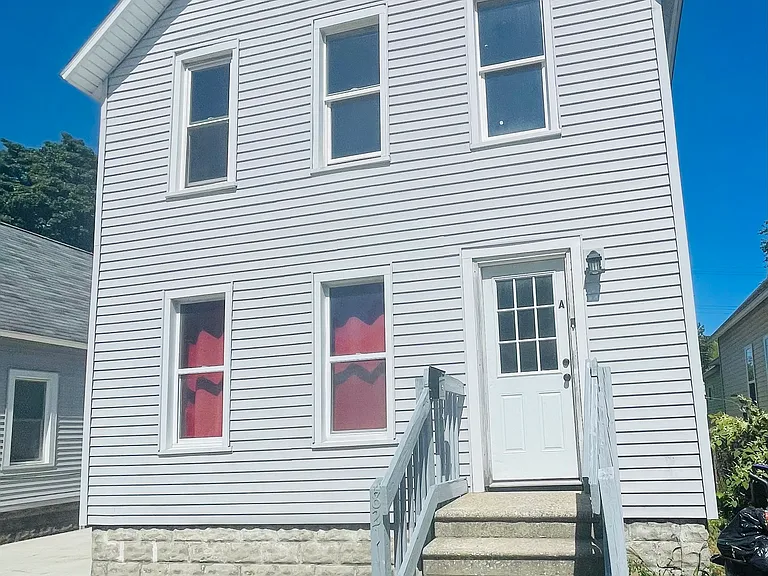 821 Oak St #1 — Photo 1