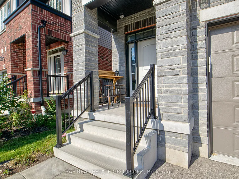 127 Ian Ormston Dr — Photo 4