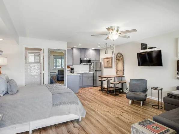 803 Hillview Hts #207, Nashville, TN 37204