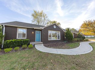 2200 Porter Rd, Nashville, TN 37206