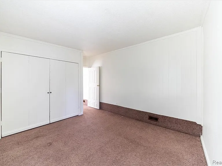4335 Territorial Rd #B — Photo 11