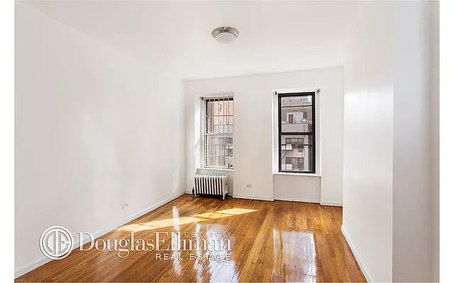 Rented by Douglas Elliman | media 4