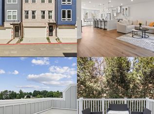 10578 Red Oak St, Fairfax, VA
