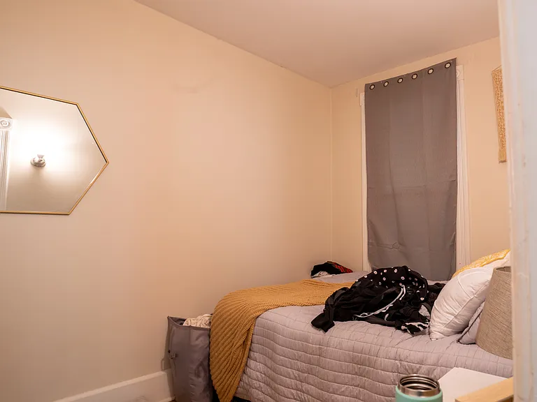 908 3rd Ave #1 — Photo 11