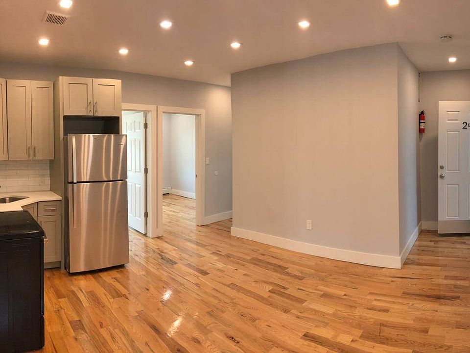 1st image of 113-39 Farmers Blvd
