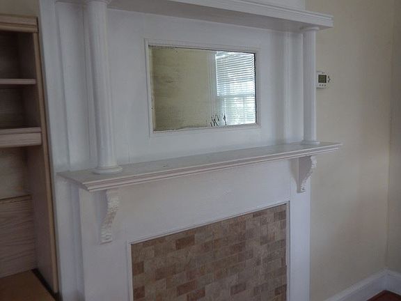 5th image of 51 Elm Ave
