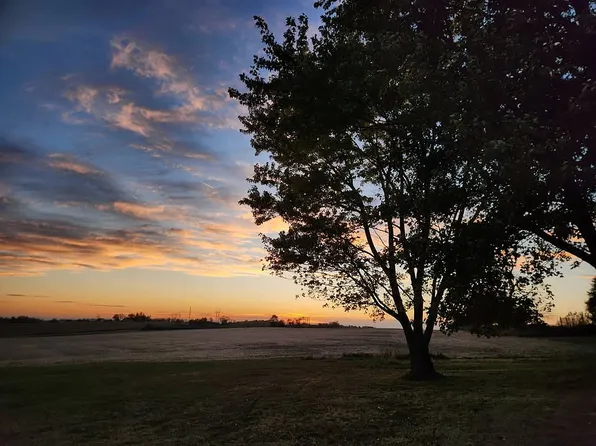 5083 120th St NE, Solon, IA 52333