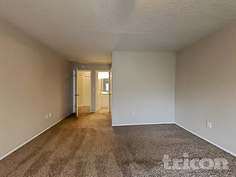 707 Climate Dr — Photo 8
