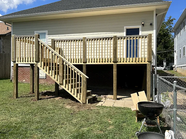 1502 Kirby Ave — Photo 46
