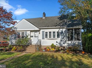 2915 Lawnton Ave, Bristol, PA 19007