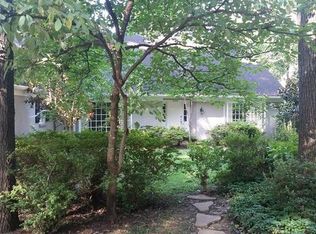 2398 Kirby Woods Cv, Memphis, TN 38119