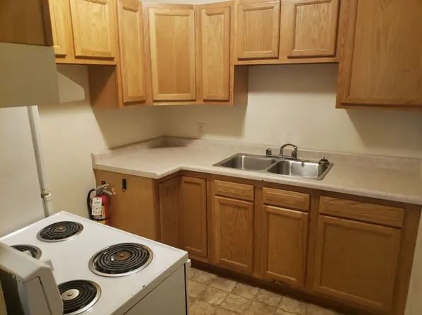 113 W. Grand Ave, 113 W Grand Ave #2, Eau Claire, WI 54703